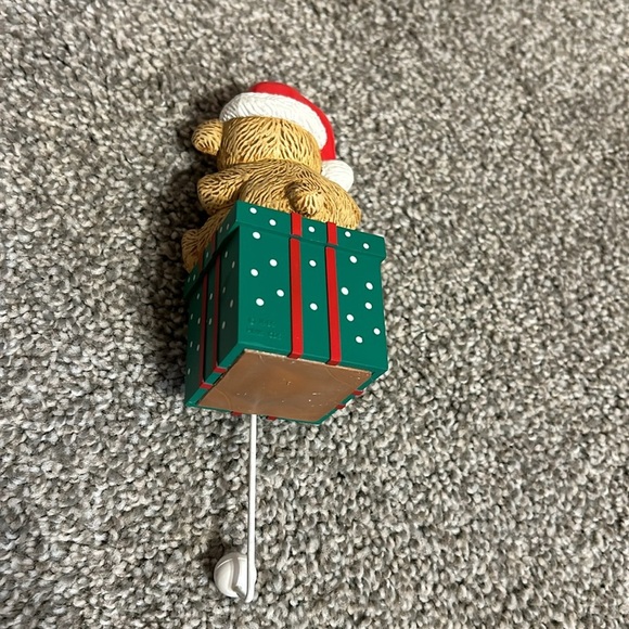 Vintage Hallmark Teddy Bear 1989 Stocking Holder - Picture 4 of 6